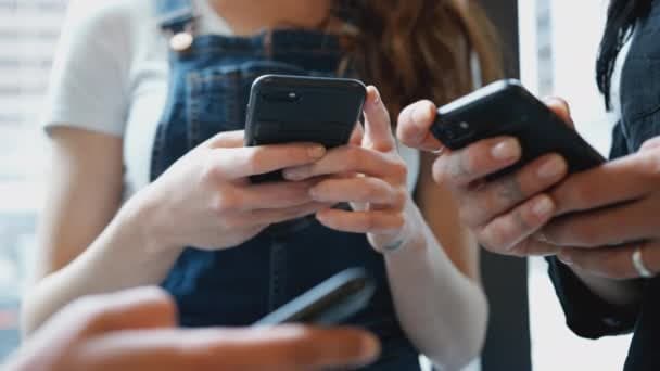 Residents with phones